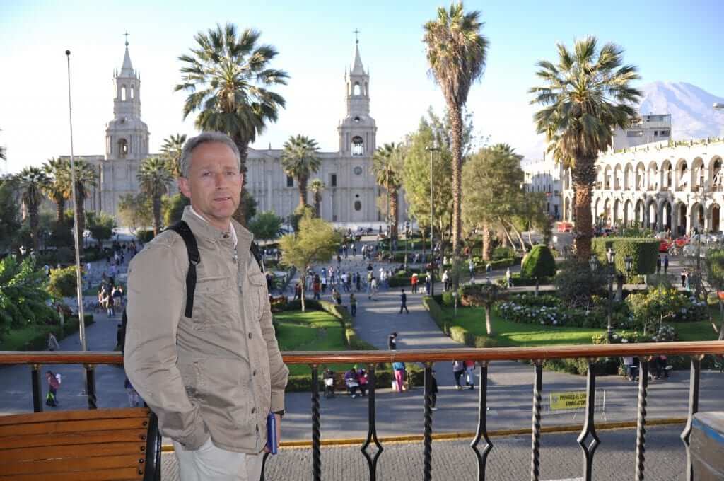 Arequipa la plaza de armas y el mistii