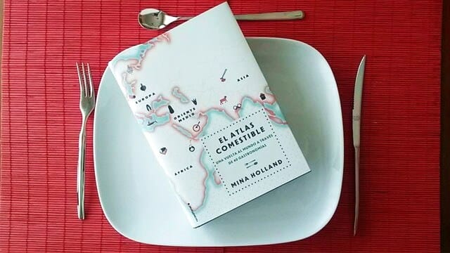 que regalar a una mujer viajera