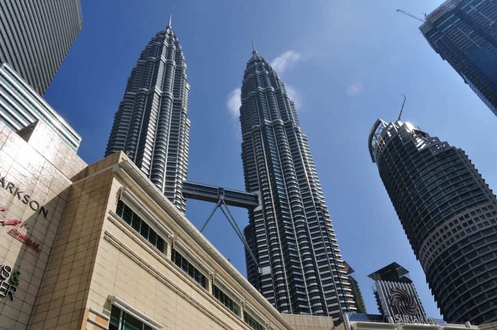 Las Torres Petronas viajar a Malasia