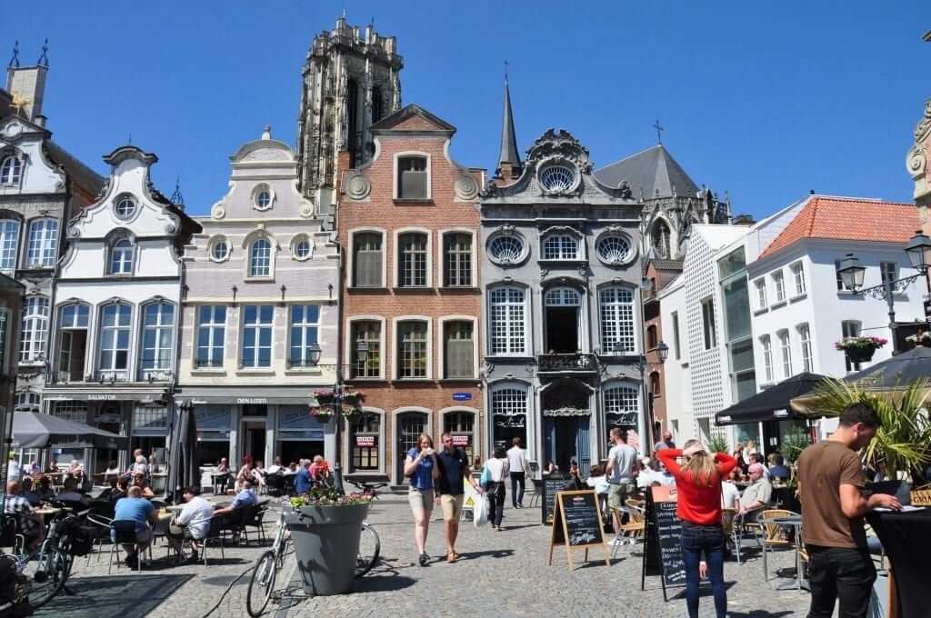 que ver en Malinas, Grote Markt