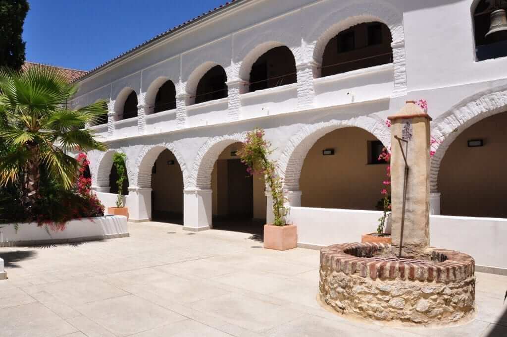 Aracena dormir hotel convento de Aracena