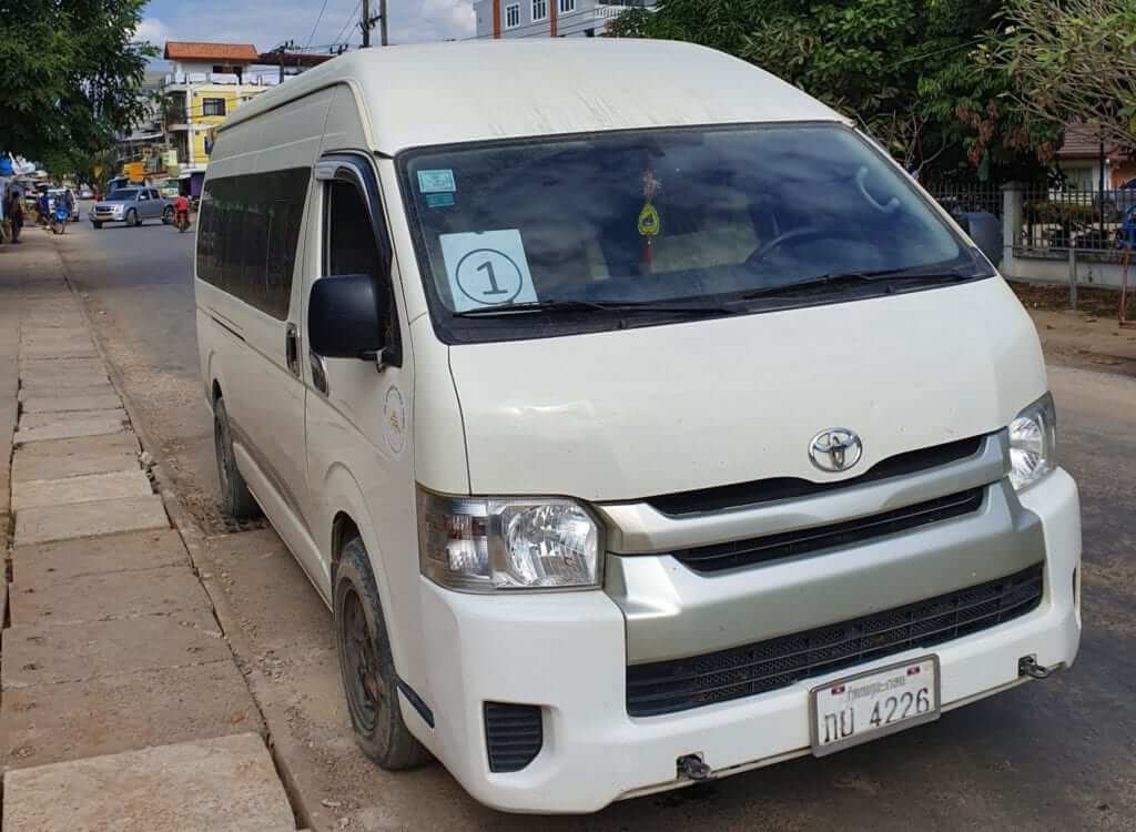 como ir de vientiane a vang vieng