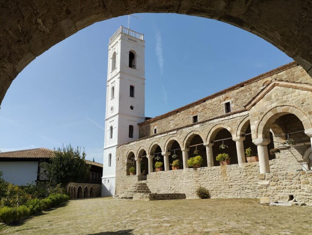 MOnasterio de Ardenica