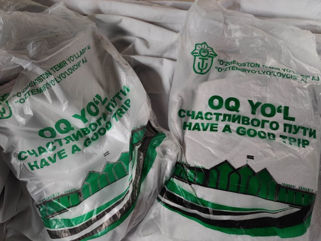 trenes en uzbekistán