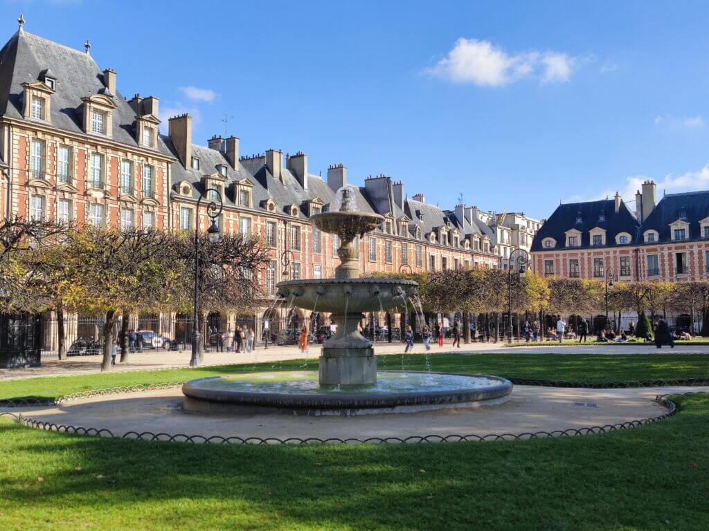 free tour en París en español